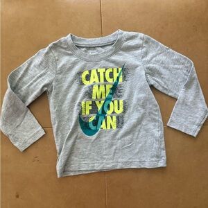 💙5/$25💙Nike Catch Me if you Can Shirt 18M